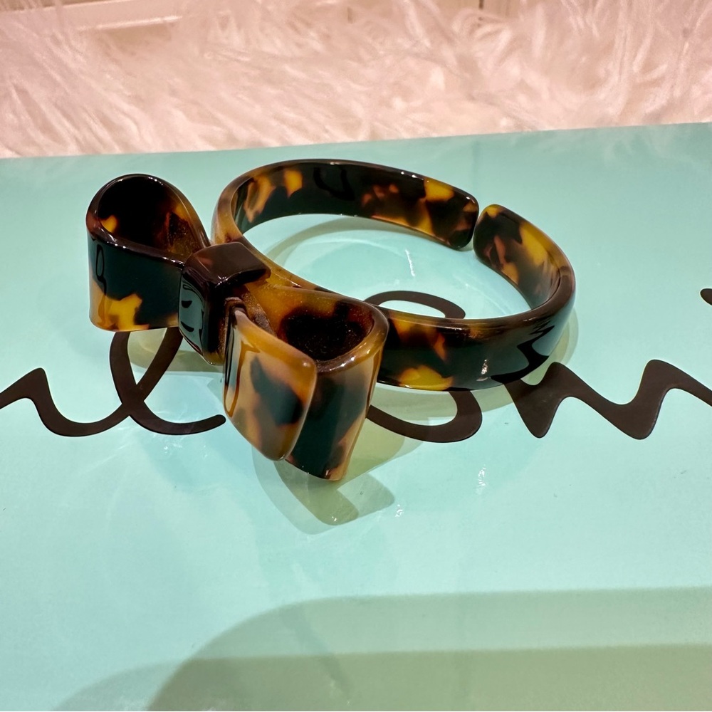 Paul Smith Acrylic Ribbon Bracelet/Bangle